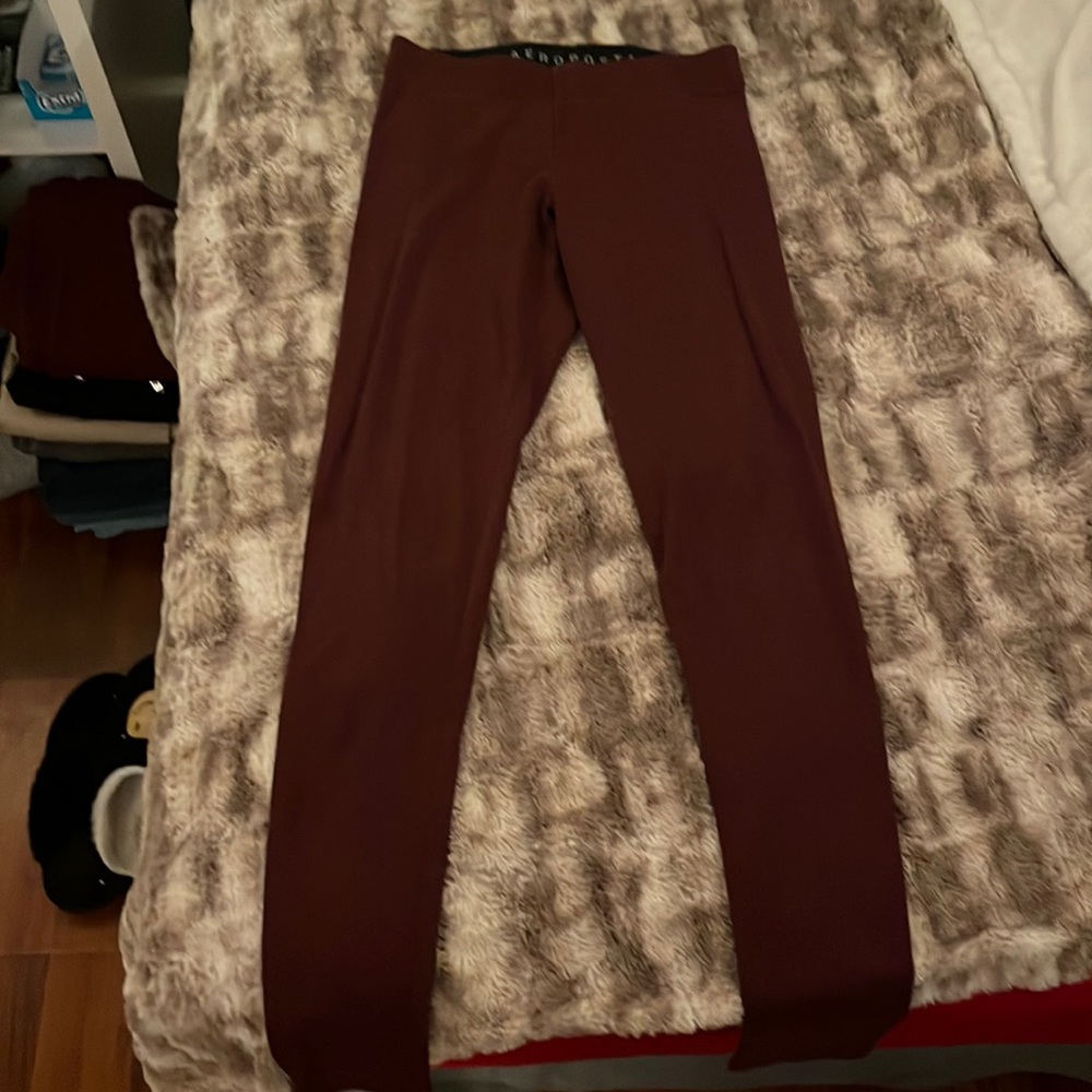 Burgundy leggings